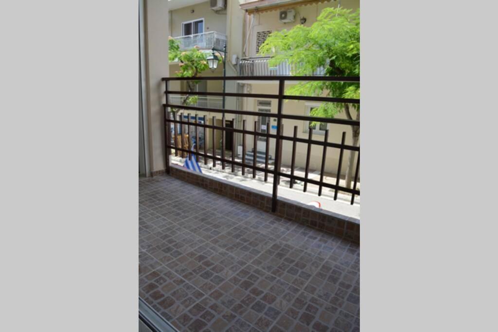 Loutraki Vibes Apartments Ngoại thất bức ảnh